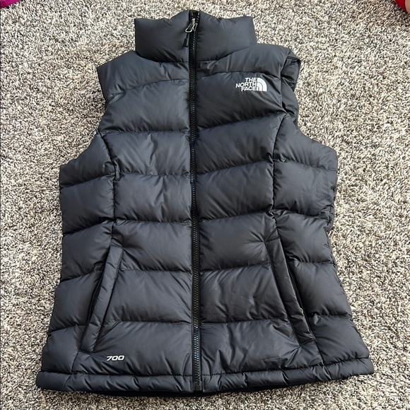 The North Face Jackets & Blazers - The North Face Black Puffer Vest